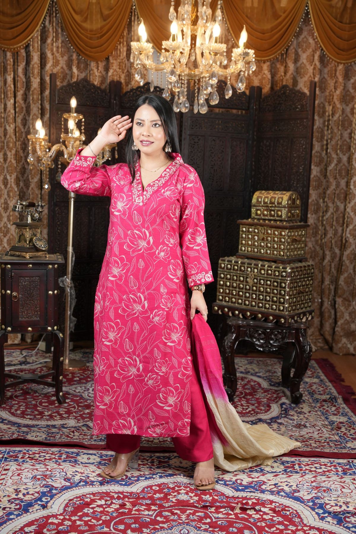 Tantikaa Pink Floral Vatikan Silk Kurta Set With Dupatta