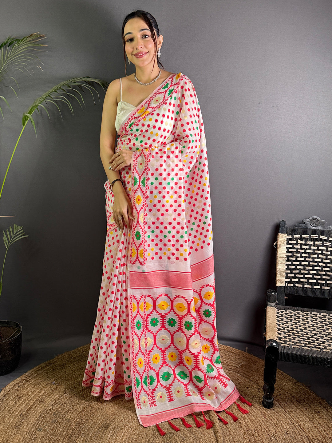 Light Red Dhakai Jamdani Saree