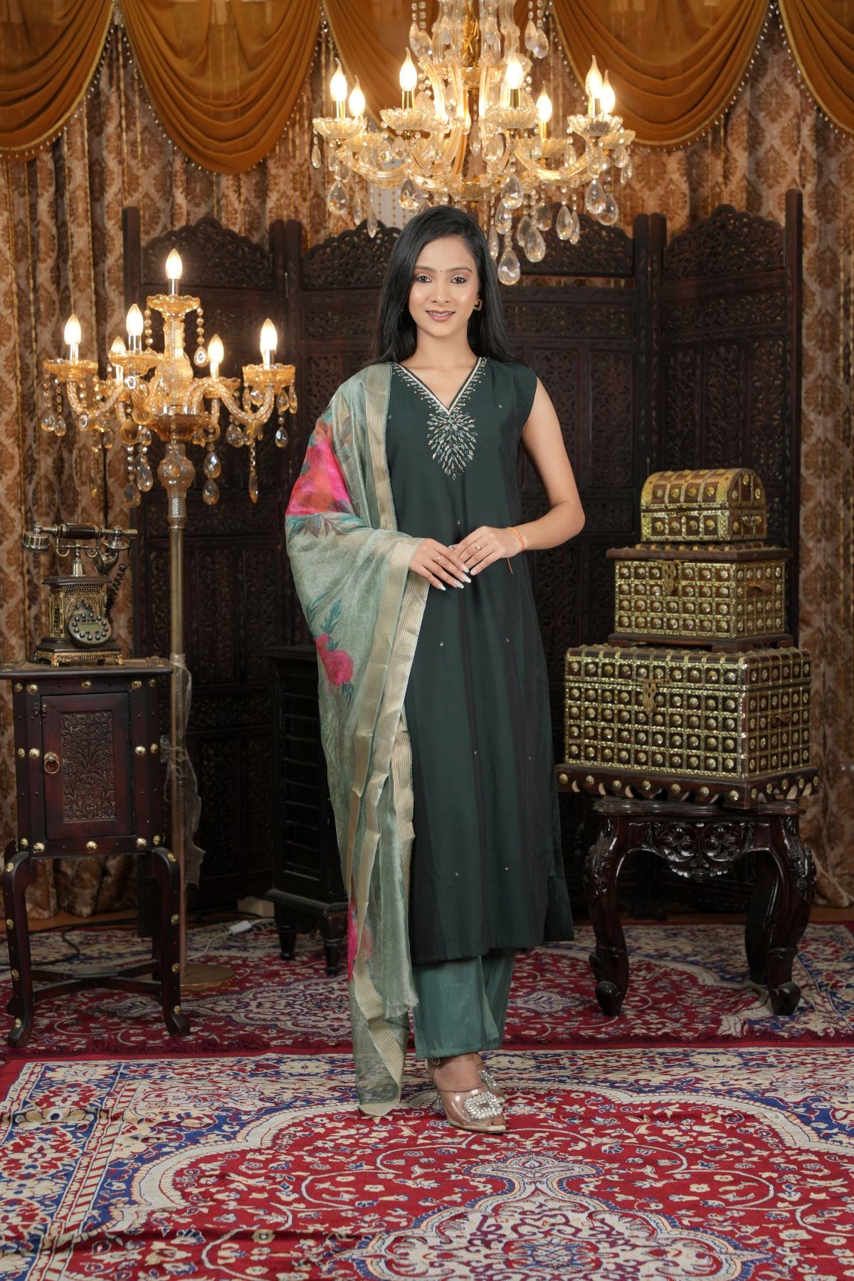 Tantikaa Emerald Green Embroided Kurta Set with Floral Dupatta