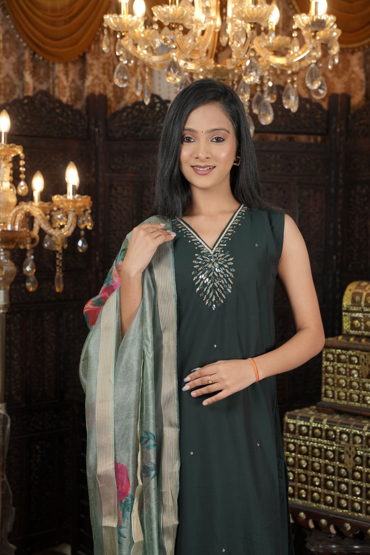 Tantikaa Emerald Green Embroided Kurta Set with Floral Dupatta