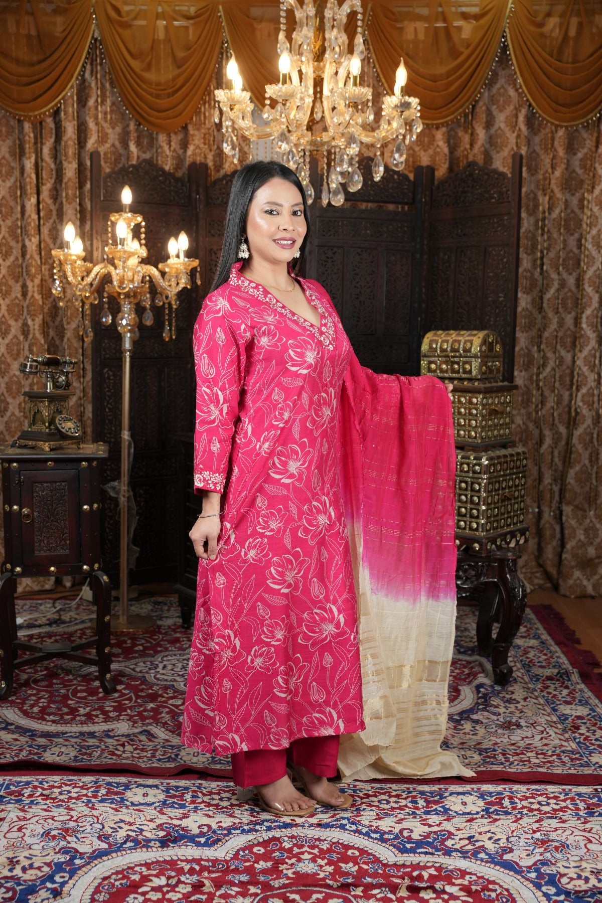 Tantikaa Pink Floral Vatikan Silk Kurta Set With Dupatta