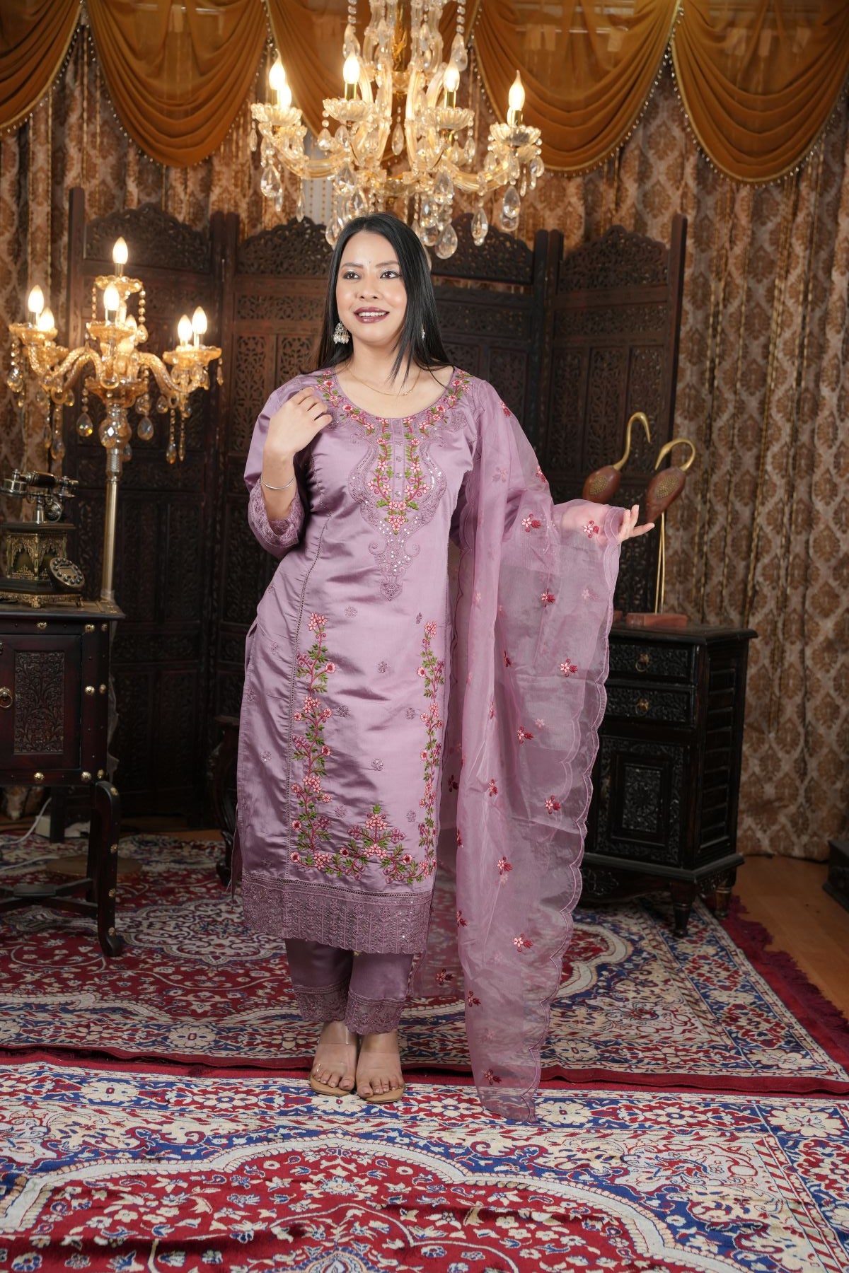 Elegent Lavender Floral Embroided Roam Silk Kurta set with Dupatta