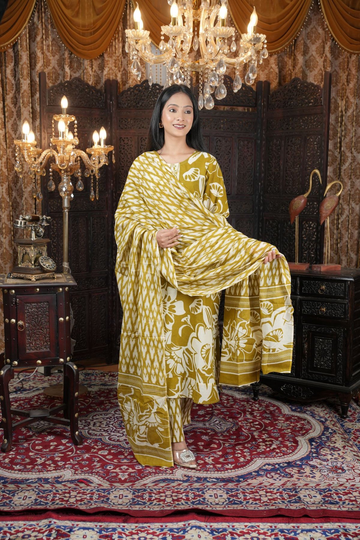 Tantikaa Emerald Bloom Cambric Cotton Kurta Set Eith Dupatta