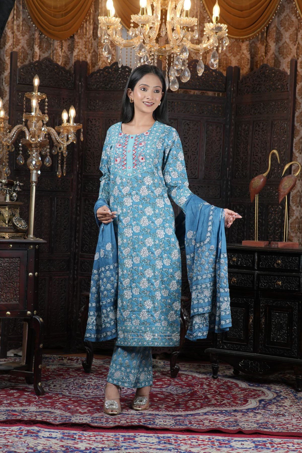 Elegant bvlue floral printed kurta set with dupatta