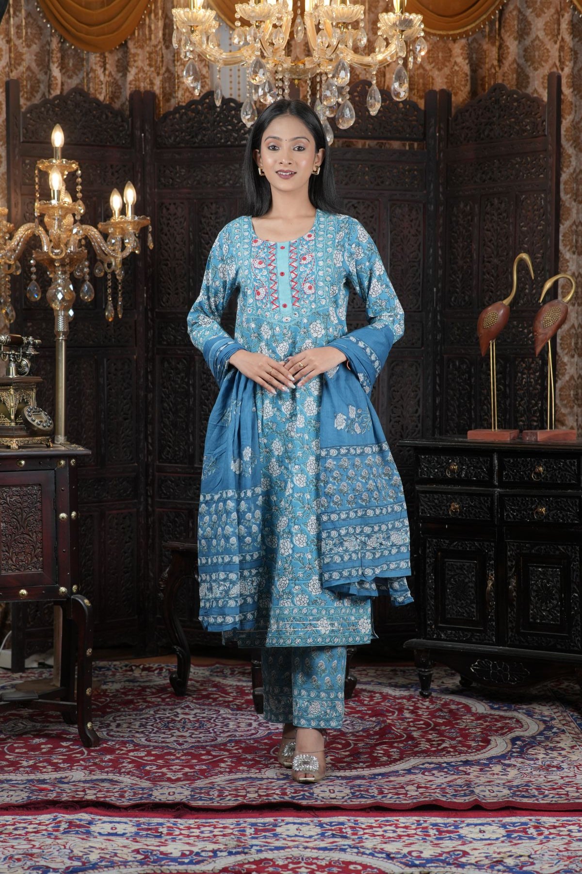 Elegant bvlue floral printed kurta set with dupatta