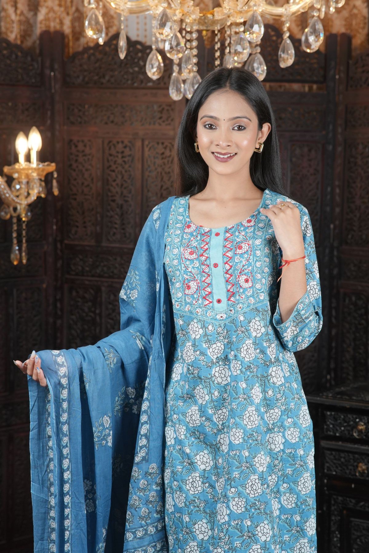 Elegant bvlue floral printed kurta set with dupatta