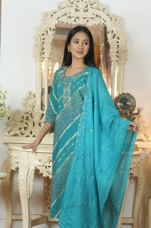 Tourquoise Grace Silk Kurta Set