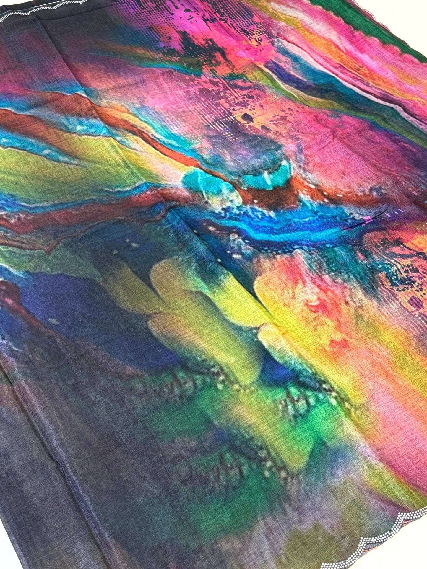 Regal Freehand Abstract Chinnon Saree