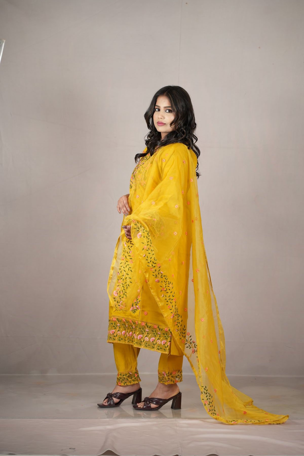 Sunshine Floral Embroided Kurta set with dupatta